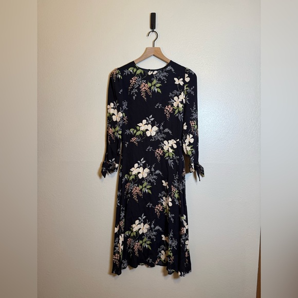 Reformation Port Midi Dress in Floral Print - Picture 2 of 8